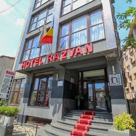 Hotel Razvan Bükreş Dış mekan fotoğraf