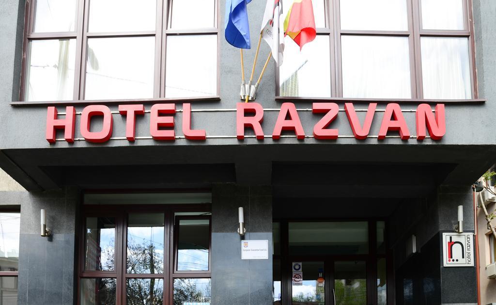 Hotel Razvan Bükreş Dış mekan fotoğraf