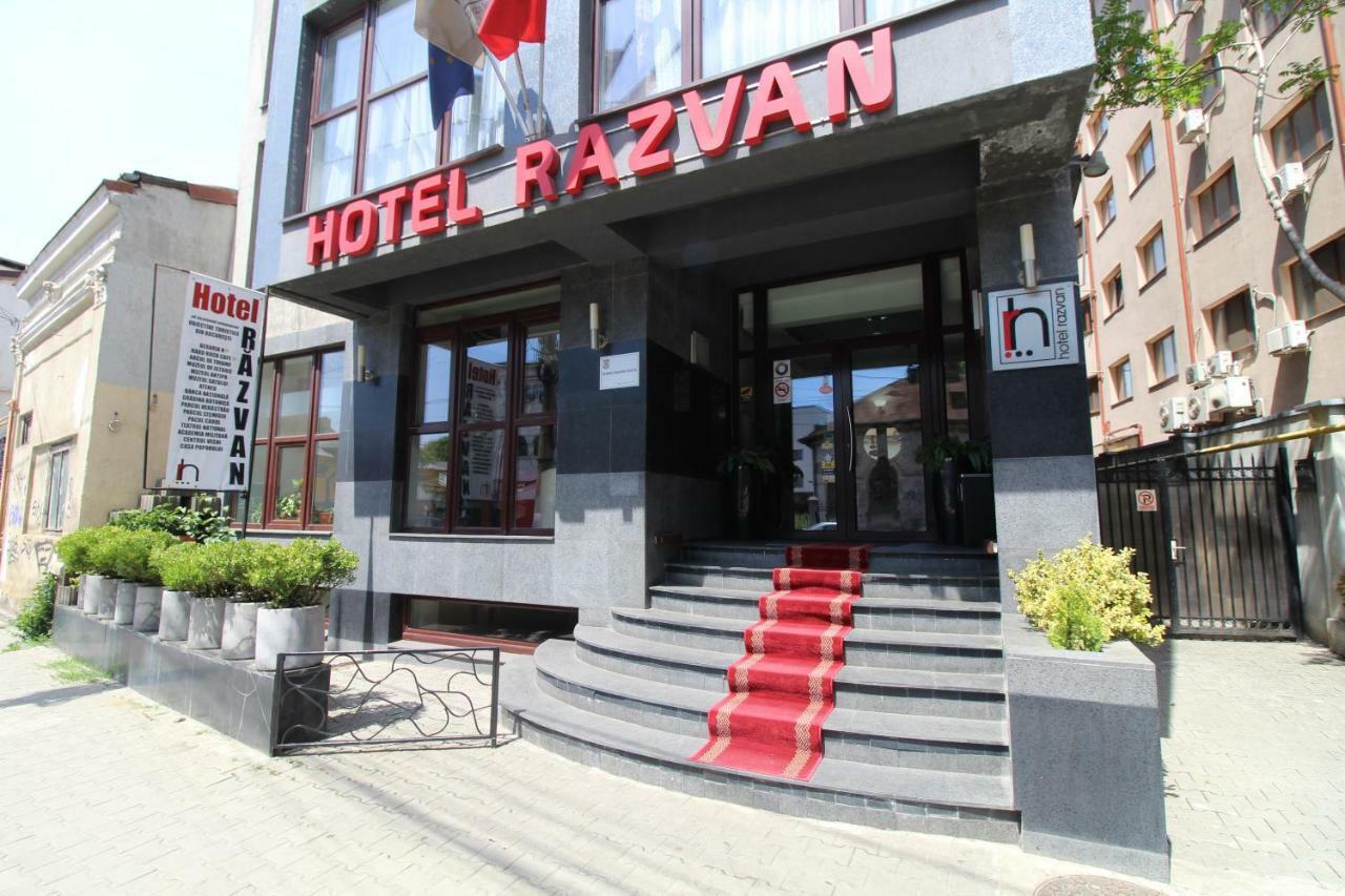 Hotel Razvan Bükreş Dış mekan fotoğraf