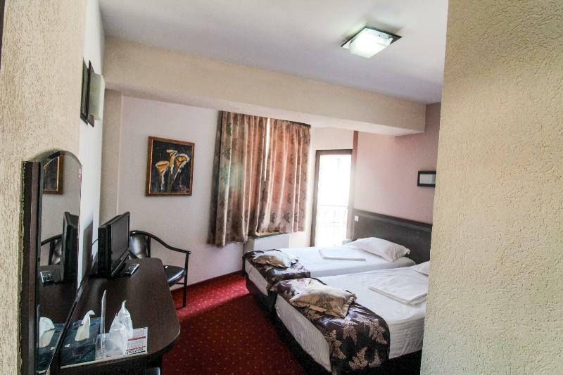 Hotel Razvan Bükreş Dış mekan fotoğraf